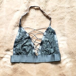 💮 2 for $15 / Grey Lace + Lace up Bralette